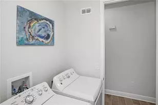 7611 34th Ave W, Bradenton, FL 34209 - Photo 11