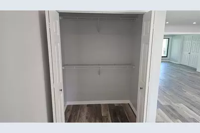 3317 Pine Valley Drive, Sarasota, FL 34239 - Photo 25