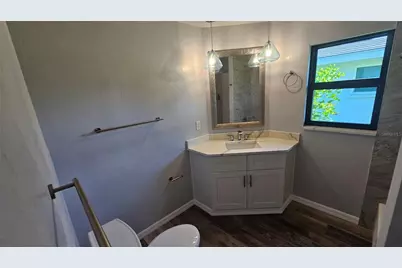 3317 Pine Valley Drive, Sarasota, FL 34239 - Photo 17