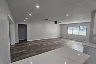 3317 Pine Valley Dr, Sarasota, FL 34239 - Photo 23