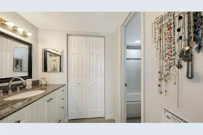 2901 26th Street W #601, Bradenton, FL 34205 - Photo 5