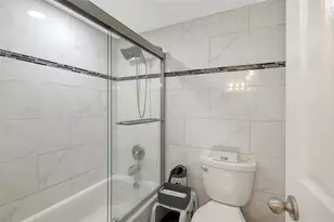 2901 26th St W, Bradenton, FL 34205 - Photo 21