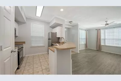 5531 Rosehill Road #103, Sarasota, FL 34233 - Photo 7