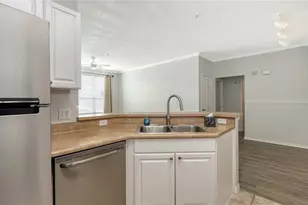 5531 Rosehill Rd, Sarasota, FL 34233 - Photo 11