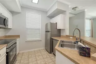 5531 Rosehill Rd, Sarasota, FL 34233 - Photo 9