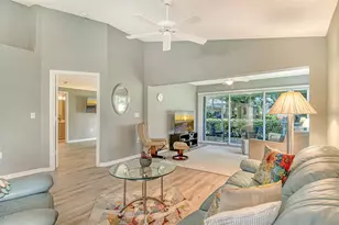 4920 Linsey Ct, Sarasota, FL 34243 - Photo 13