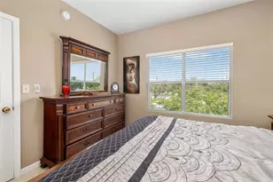 10764 70th Ave, Seminole, FL 33772 - Photo 15