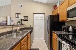 10764 70th Ave, Seminole, FL 33772 - Photo 7