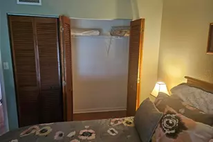 303 47th Ave Dr W, Bradenton, FL 34207 - Photo 9