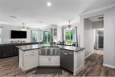 9058 39th Street Circle E, Parrish, FL 34219 - Photo 11