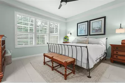4840 Lakescene Place, Sarasota, FL 34243 - Photo 5