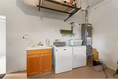 4840 Lakescene Place, Sarasota, FL 34243 - Photo 29