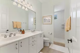 2708 Bay Dr, Bradenton, FL 34207 - Photo 21