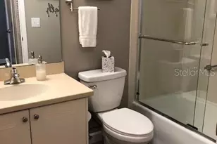 5767 Avista Dr, Sarasota, FL 34243 - Photo 15