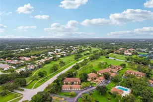 5767 Avista Dr, Sarasota, FL 34243 - Photo 31