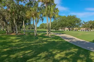 5767 Avista Dr, Sarasota, FL 34243 - Photo 19