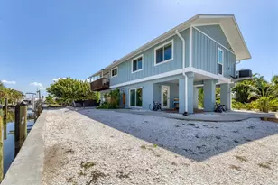 825 Tarawitt Dr, Longboat Key, FL 34228 - Photo 37