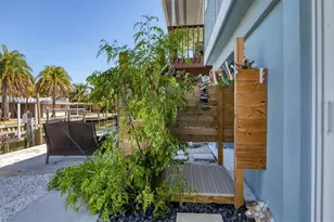 825 Tarawitt Dr, Longboat Key, FL 34228 - Photo 31