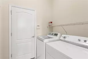 4720 Claremont Park Dr, Bradenton, FL 34211 - Photo 33