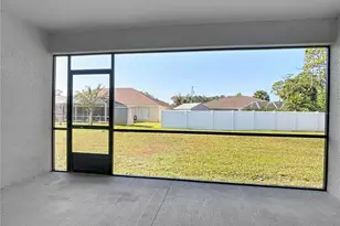 60 Ballenger Ln, Palm Coast, FL 32137 - Photo 11