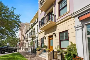 555 N Orange Ave, Sarasota, FL 34236 - Photo 1