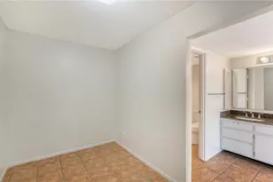 1111 N Gulfstream Ave, Sarasota, FL 34236 - Photo 33