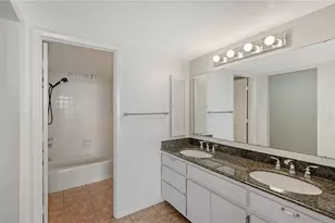 1111 N Gulfstream Ave, Sarasota, FL 34236 - Photo 31