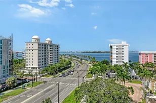 1111 N Gulfstream Ave, Sarasota, FL 34236 - Photo 21