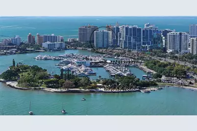 1111 N Gulfstream Avenue #9F, Sarasota, FL 34236 - Photo 1