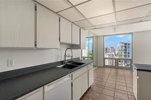 1111 N Gulfstream Ave, Sarasota, FL 34236 - Photo 19