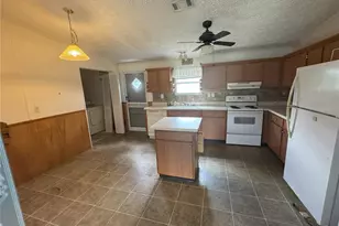 5780 Swaying Palm Dr, Punta Gorda, FL 33982 - Photo 3