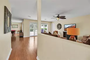 1833 Sandalwood Dr, Sarasota, FL 34231 - Photo 7