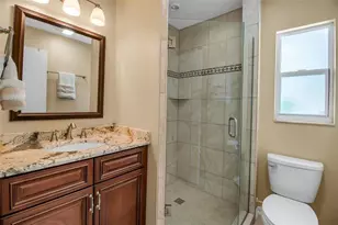 1833 Sandalwood Dr, Sarasota, FL 34231 - Photo 27