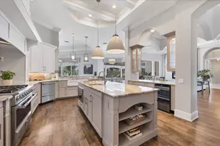 8009 Bounty Ln, Bradenton, FL 34202 - Photo 21