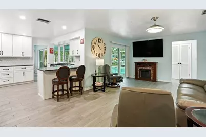 4558 Vinewood Circle, North Fort Myers, FL 33903 - Photo 11