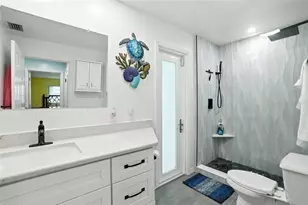 4558 Vinewood Cir, North Fort Myers, FL 33903 - Photo 31