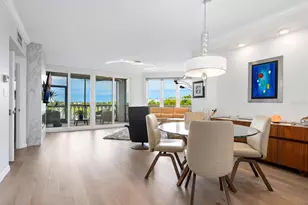 5420 Eagles Point Cir, Sarasota, FL 34231 - Photo 9