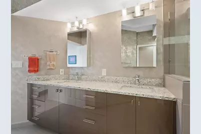 5420 Eagles Point Circle #105, Sarasota, FL 34231 - Photo 25