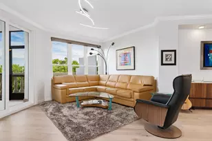 5420 Eagles Point Cir, Sarasota, FL 34231 - Photo 11