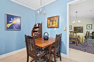 4888 Oak Run Dr, Sarasota, FL 34243 - Photo 11