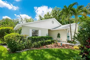 4888 Oak Run Dr, Sarasota, FL 34243 - Photo 1