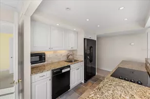 5400 Ocean Blvd, Sarasota, FL 34242 - Photo 19