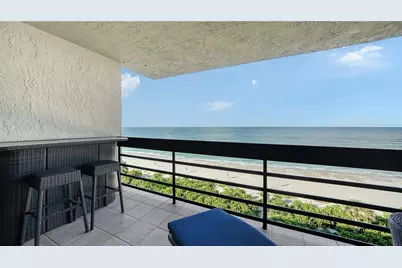 1055 Gulf Of Mexico Drive #504, Longboat Key, FL 34228 - Photo 13