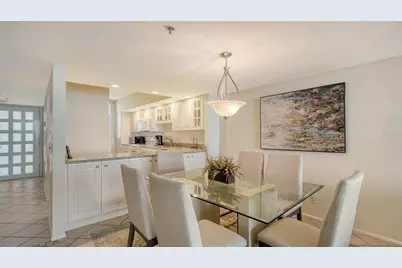 1055 Gulf Of Mexico Drive #504, Longboat Key, FL 34228 - Photo 5