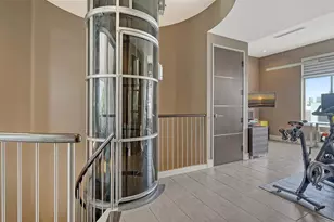 213 Cosmopolitan Ct, Sarasota, FL 34236 - Photo 31