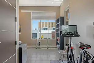 213 Cosmopolitan Ct, Sarasota, FL 34236 - Photo 37