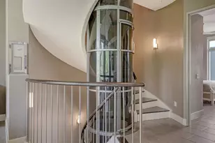 213 Cosmopolitan Ct, Sarasota, FL 34236 - Photo 29