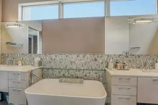 213 Cosmopolitan Ct, Sarasota, FL 34236 - Photo 25