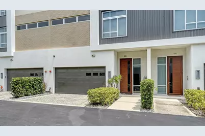 213 Cosmopolitan Court, Sarasota, FL 34236 - Photo 1