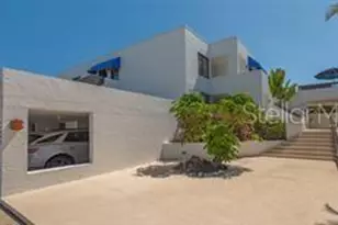 737 Bayport Wy, Longboat Key, FL 34228 - Photo 1